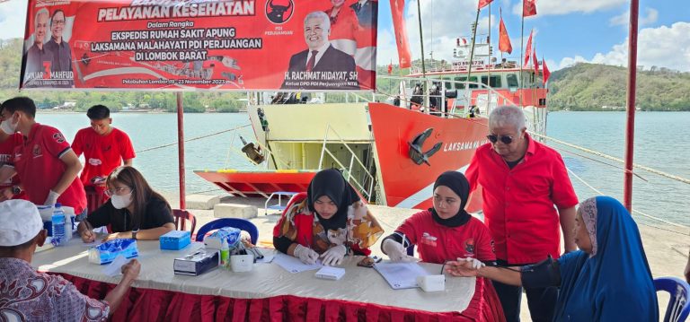Kepedulian-PDIP-beri-layanan-Kesehatan-Gratis-di-RS-Apung-Laksmana-Mahalayati-NTB